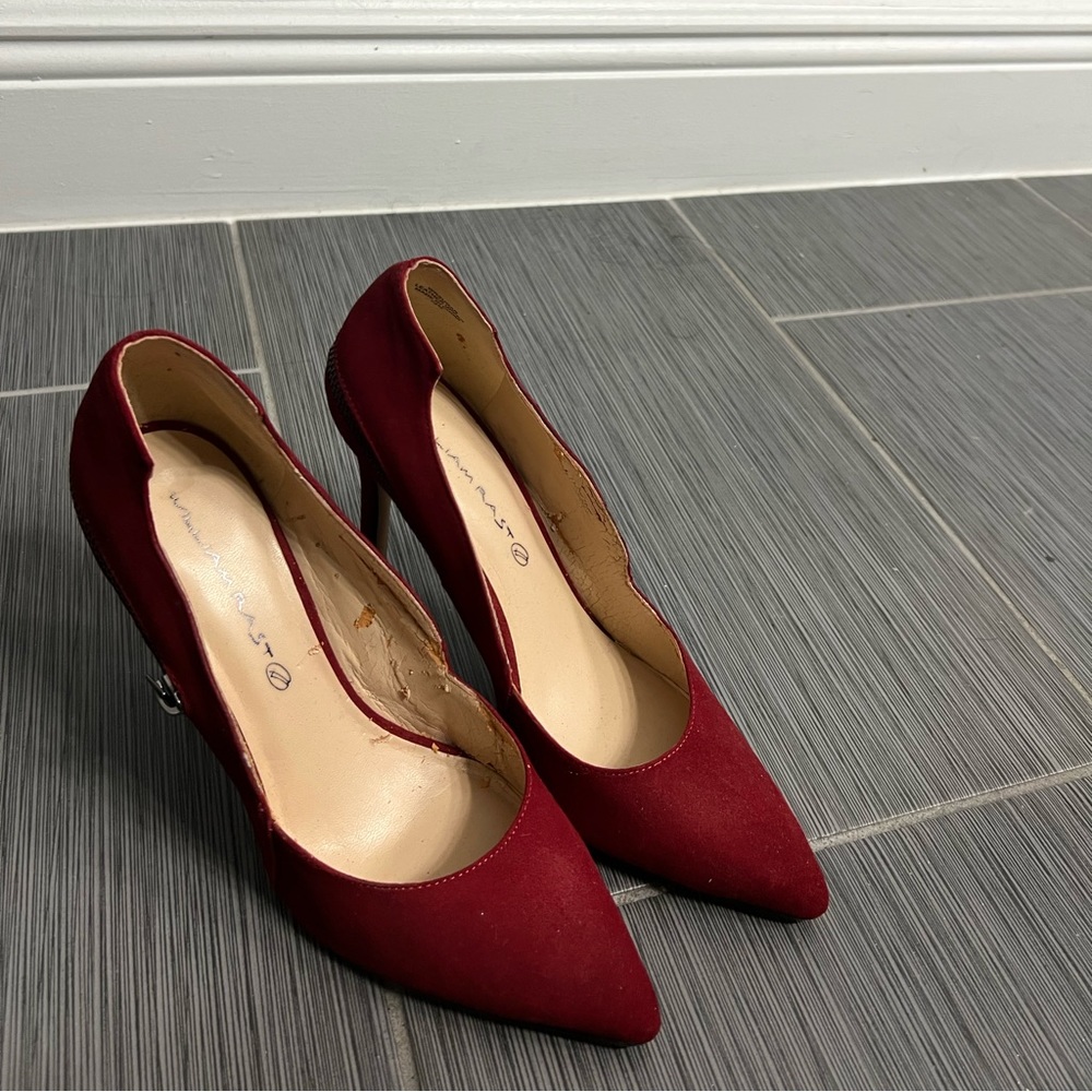 dark red heels with zipper